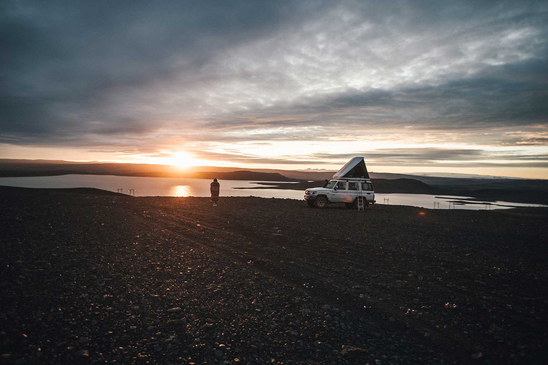 Fotoproduktion Landcruiser Travel Vanlife Camping Island Engelhorn Michael Müller