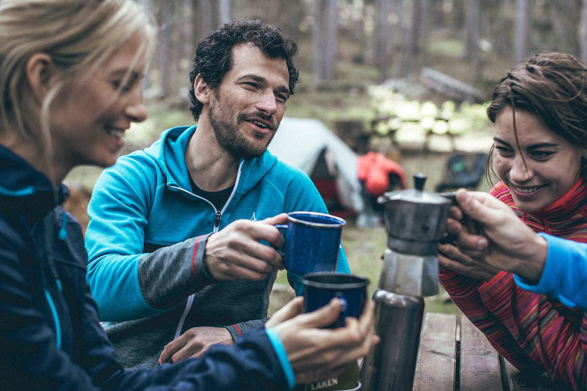 freunde fotograf outdoor camping wandern zelt herbst deutschland schoeffel