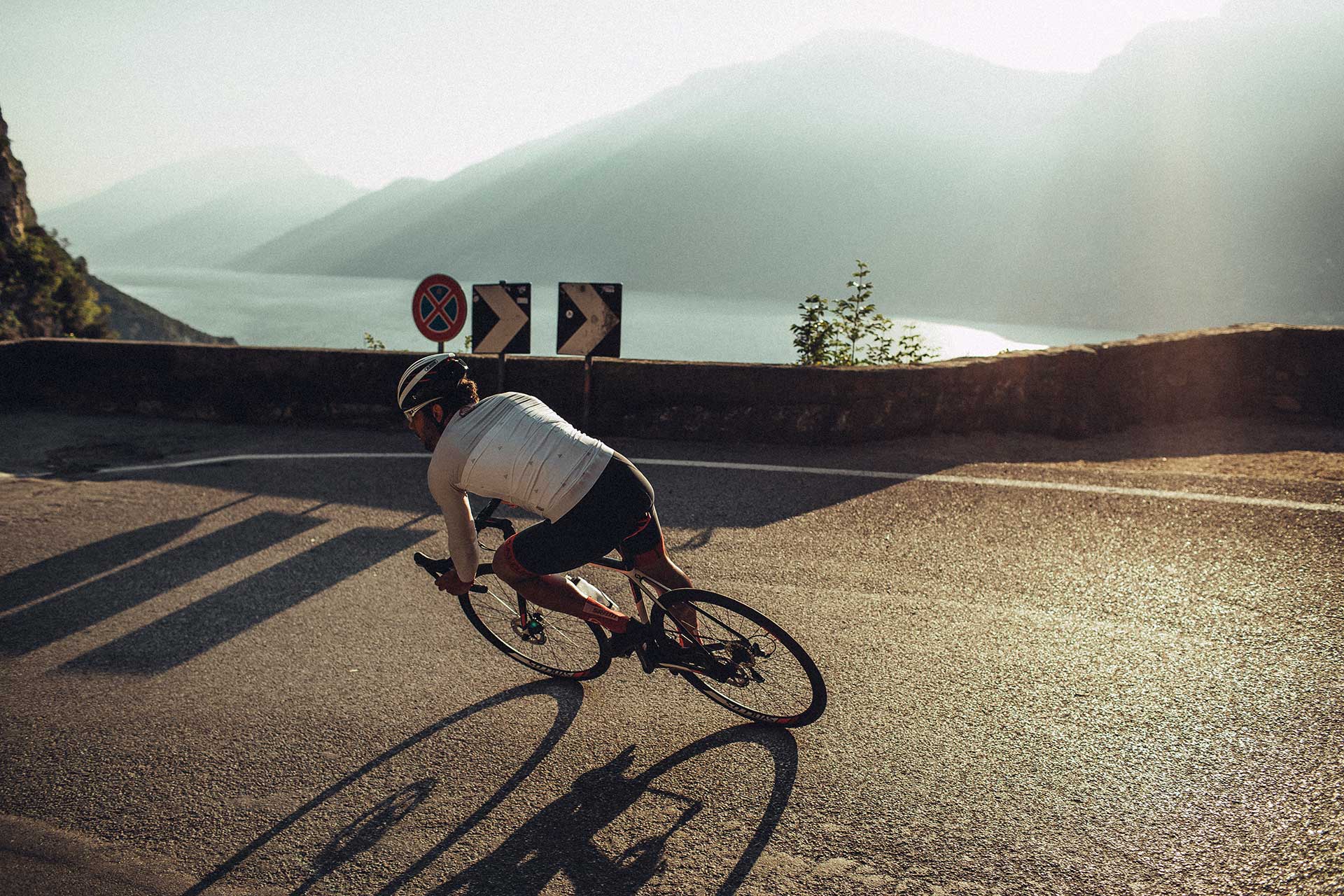 Berge Fotoproduktion Helm Abus Katalog Kampagne Rennrad Sport Berlin