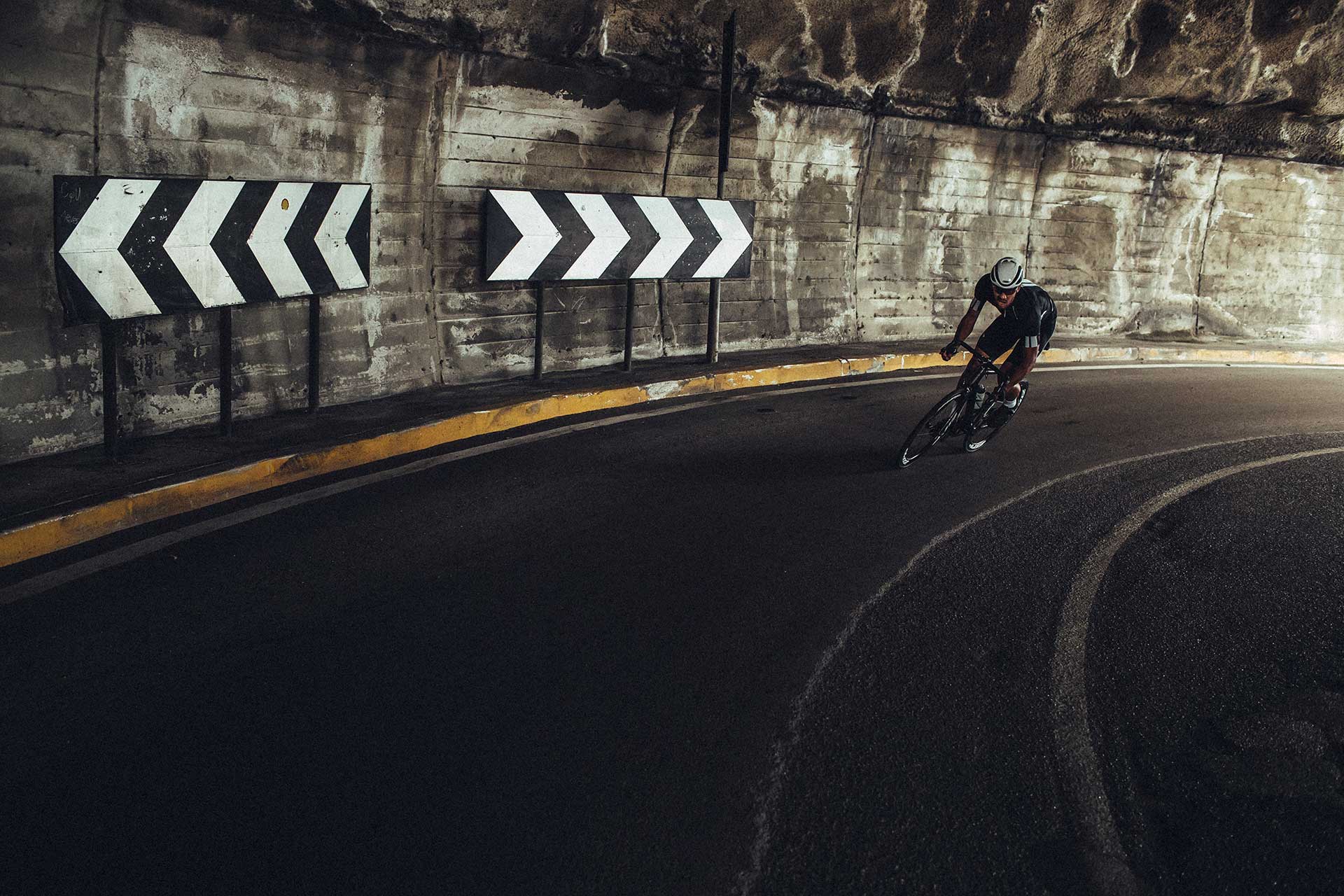 Tunnel Rennrad Fotogarf Aktion Sport Outdoor London England Michael Müller