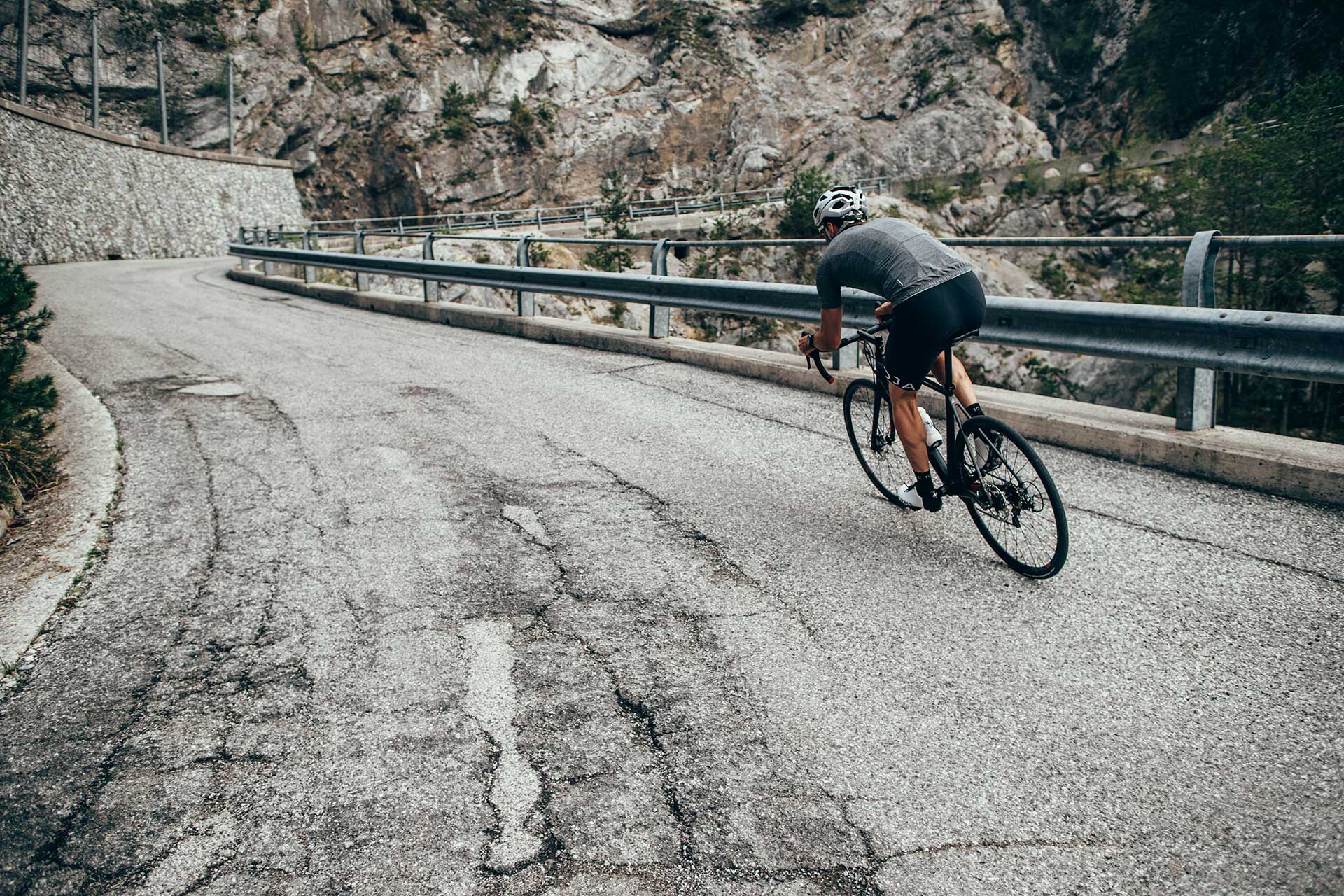 London Fotograf Sport Outdoor Fahrradbekleidung Maloja Kurve