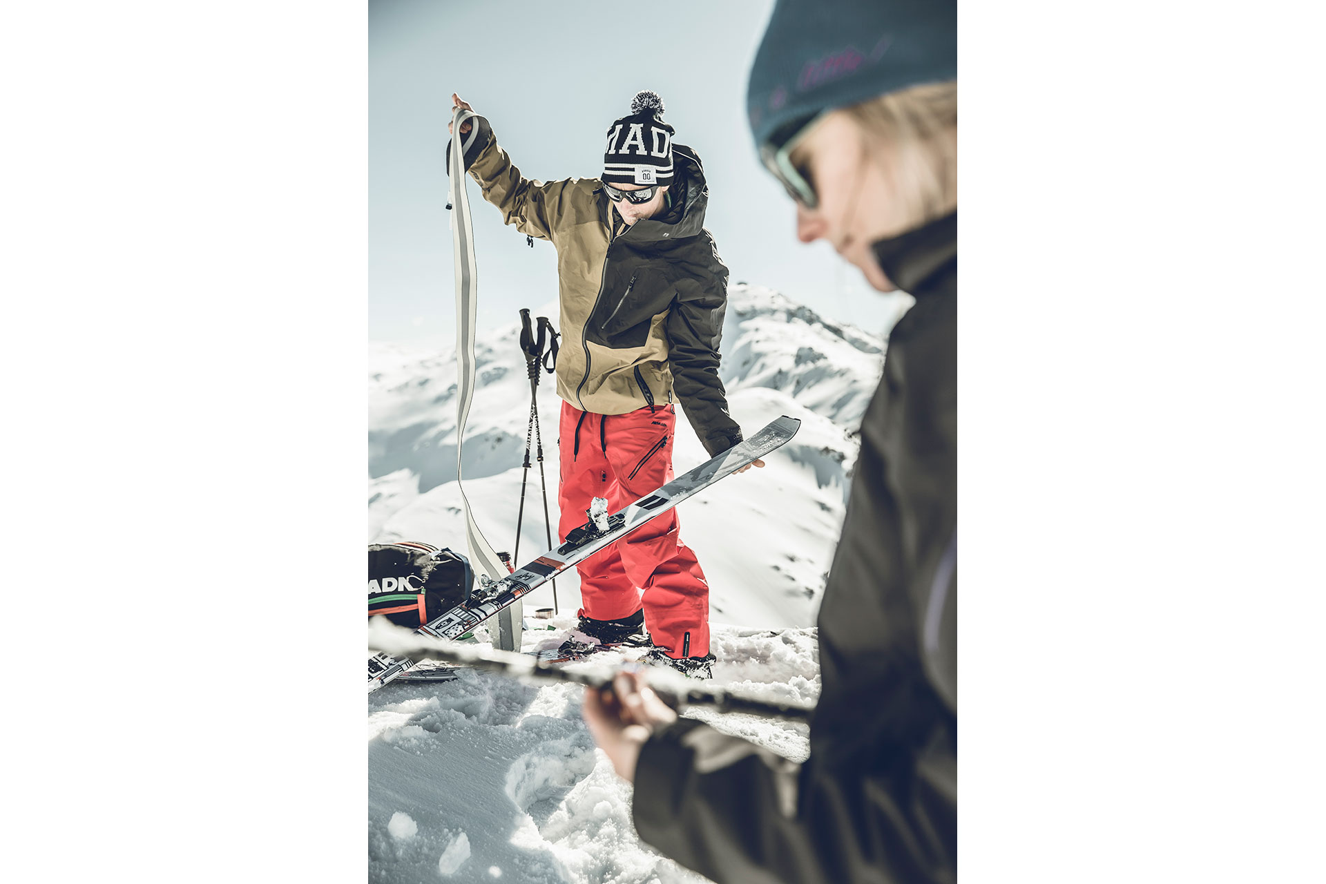 Skitour Fotograf Winter Sport Tiefschnee Aufstieg Felle Zürich Schweiz Michael Müller