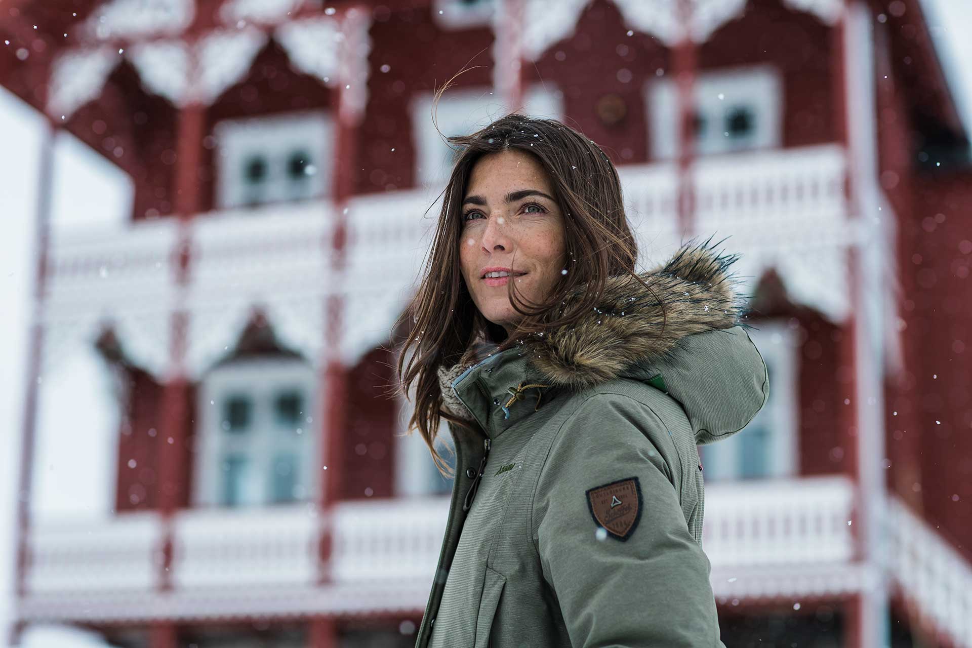 Portrait Lifestyle People Fotograf Schneeflocken Salzburg Österreich