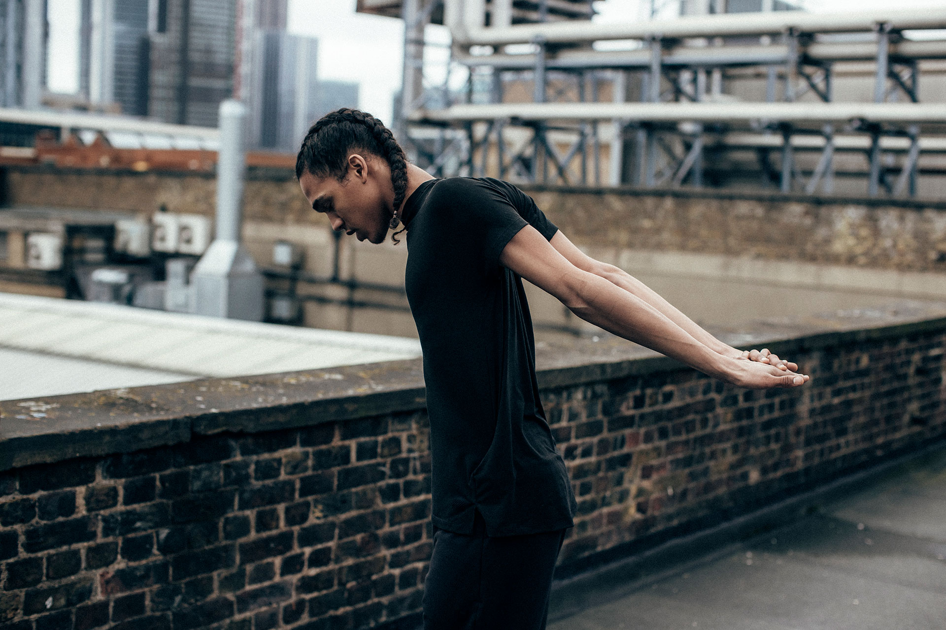 Yoga Superdry Kampagne Lifestyle Sport Michael Müller London